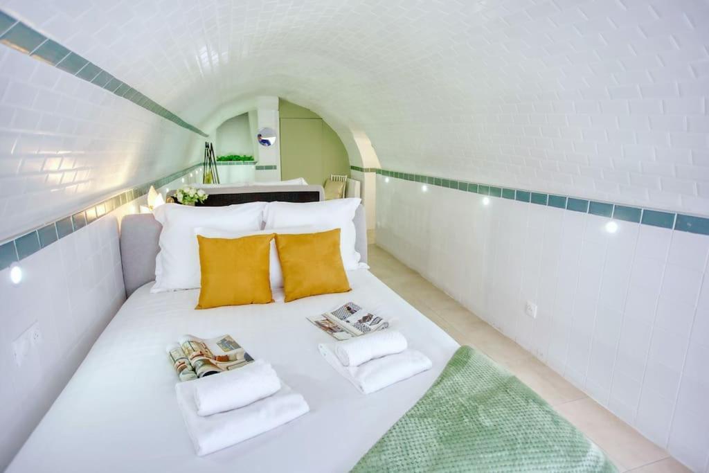 Appartement Le Nid Parisien Triplex Cosy Et Chaleureux Extérieur photo