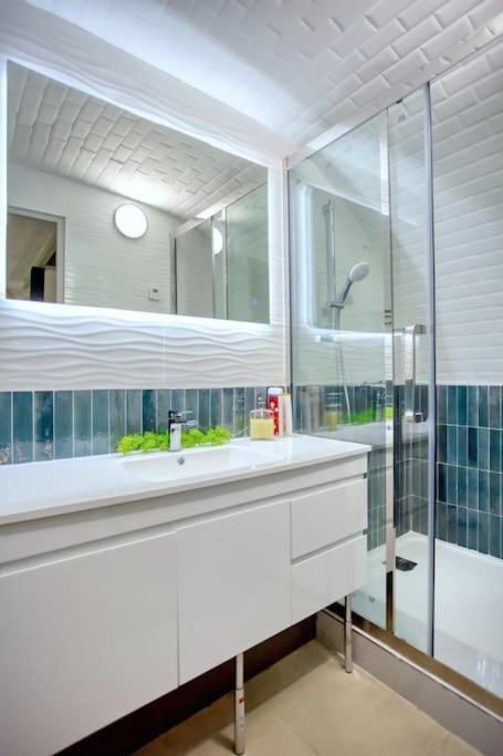 Appartement Le Nid Parisien Triplex Cosy Et Chaleureux Extérieur photo