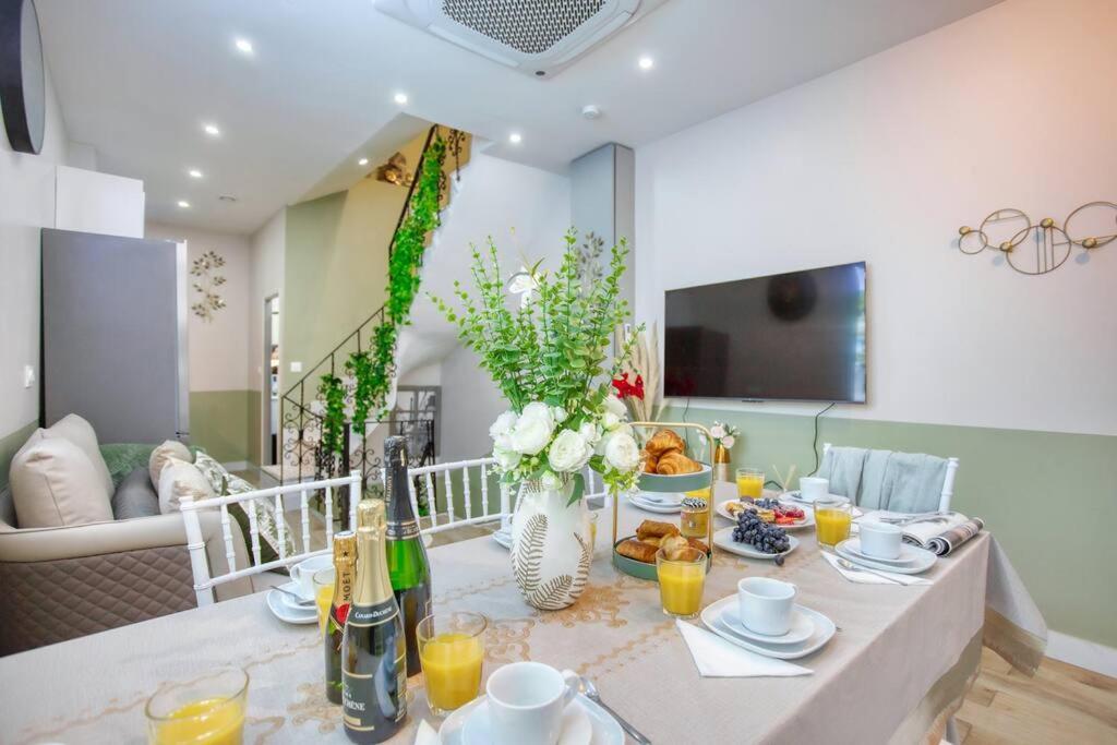 Appartement Le Nid Parisien Triplex Cosy Et Chaleureux Extérieur photo