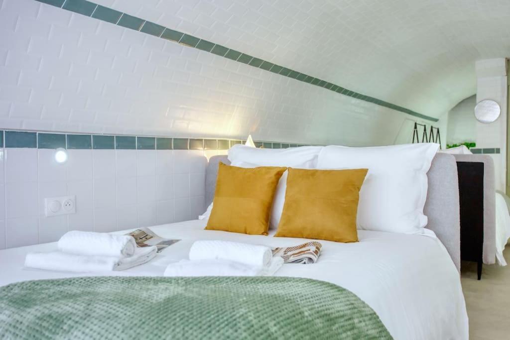 Appartement Le Nid Parisien Triplex Cosy Et Chaleureux Extérieur photo