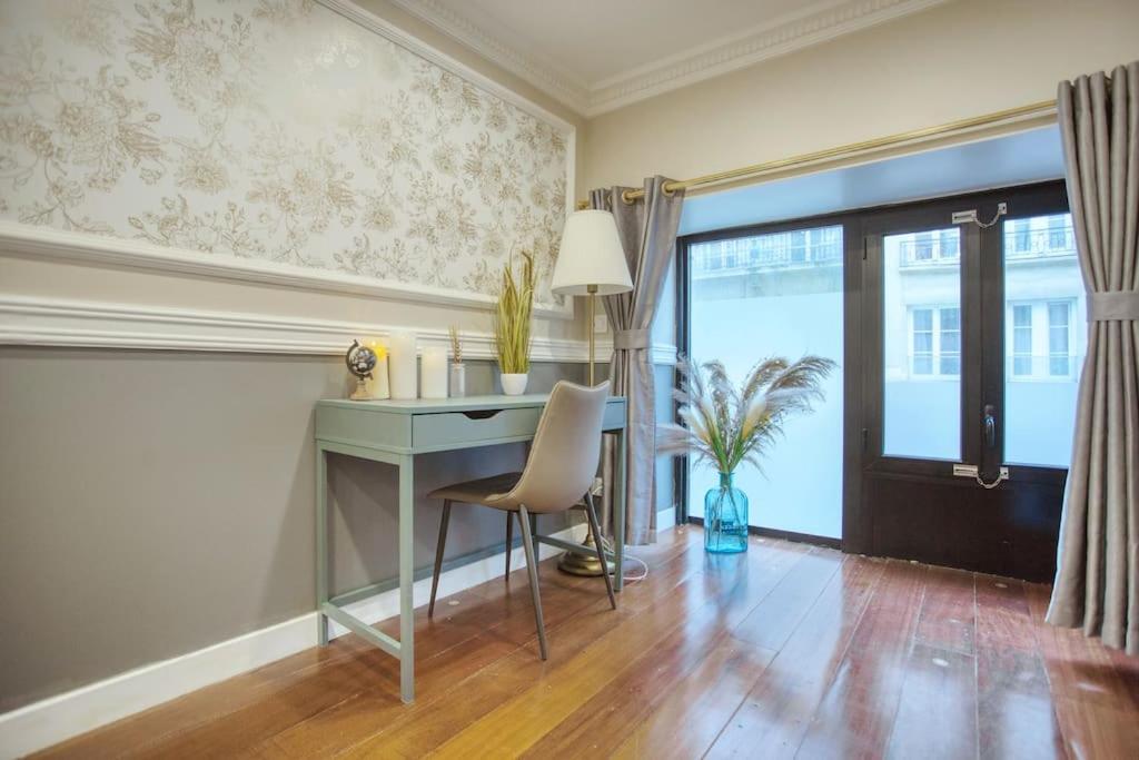 Appartement Le Nid Parisien Triplex Cosy Et Chaleureux Extérieur photo
